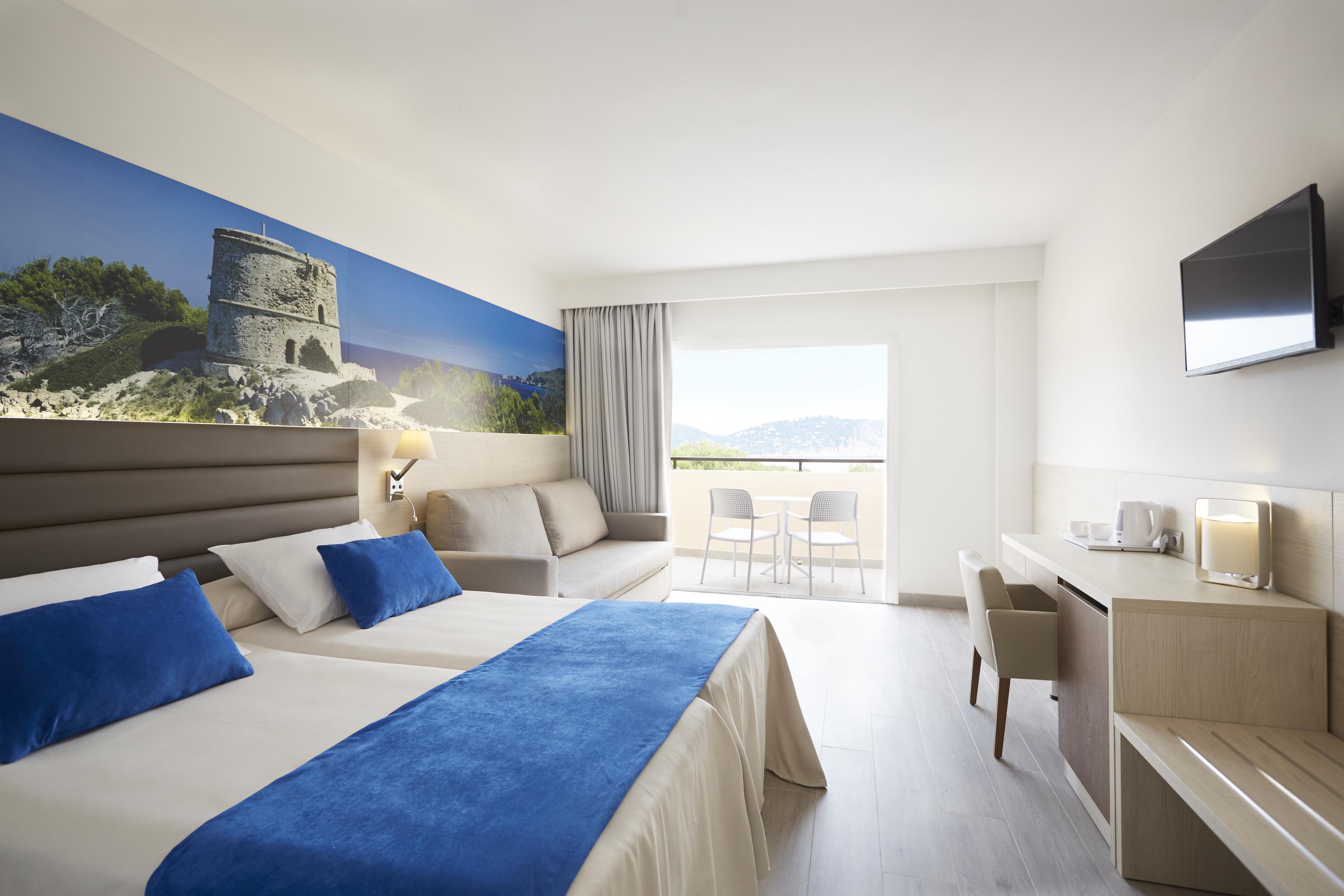 Invisa Hotel Club Cala Blanca Playa DPlaya Des Figueral Εξωτερικό φωτογραφία