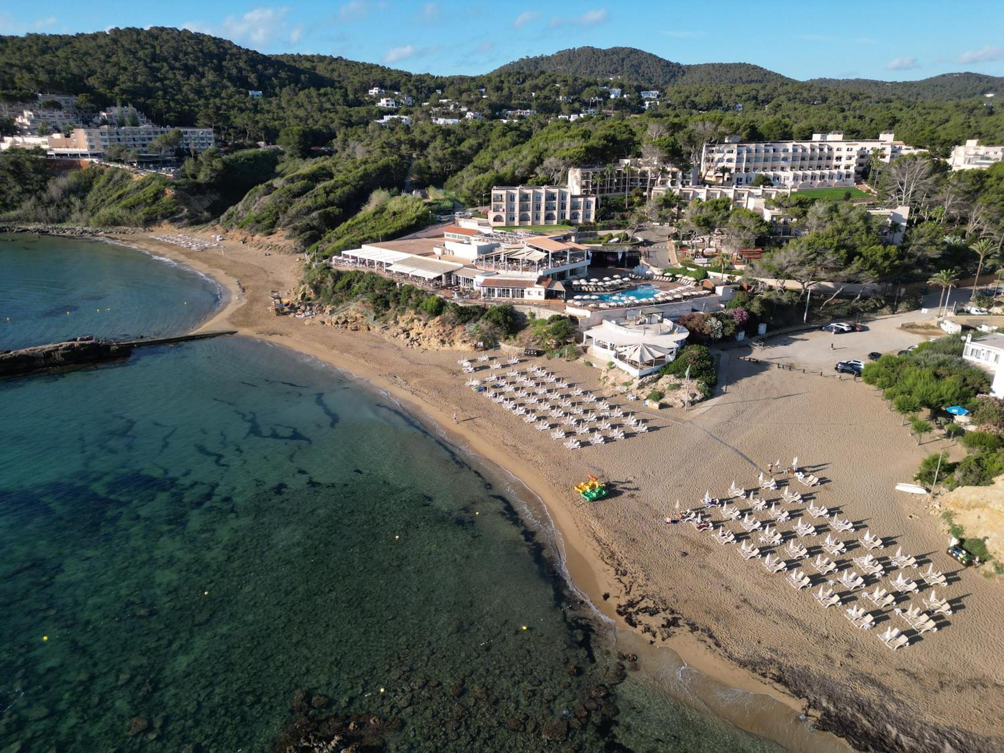 Invisa Hotel Club Cala Blanca Playa DPlaya Des Figueral Εξωτερικό φωτογραφία