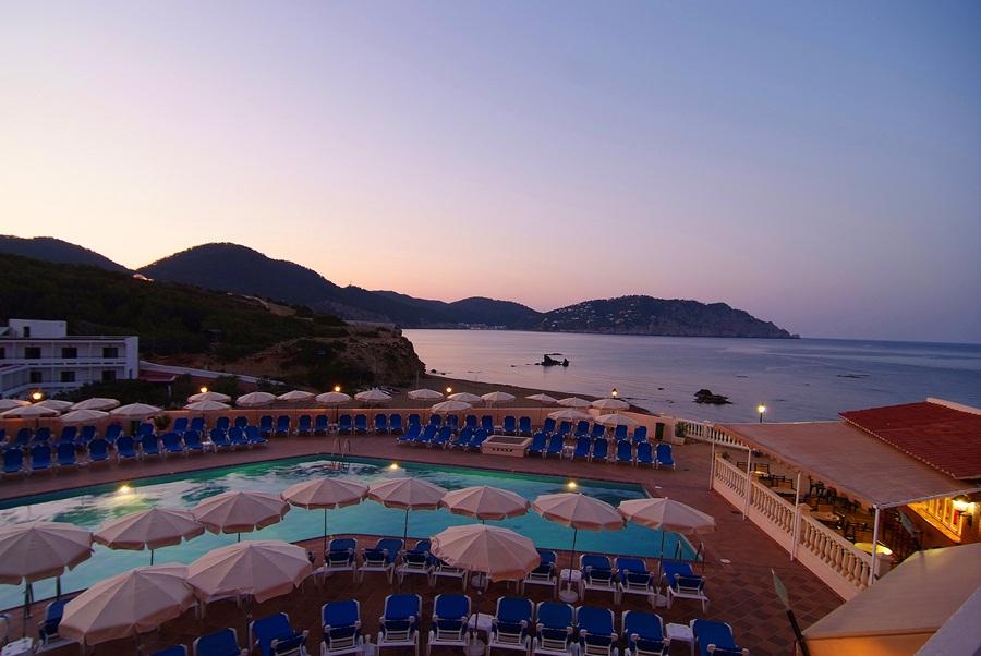 Invisa Hotel Club Cala Blanca Playa DPlaya Des Figueral Ανέσεις φωτογραφία